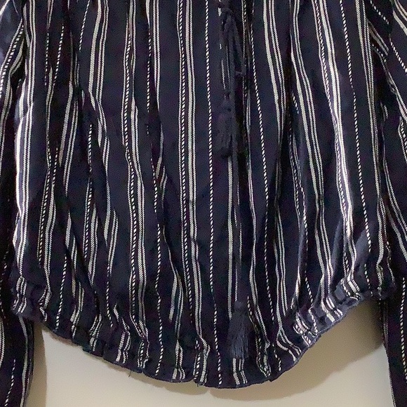 Xhilaration Off The Shoulder Top - Picture 4 of 6